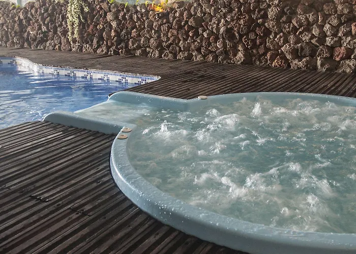 公寓 伊芬卡维斯塔博尼塔酒店 *