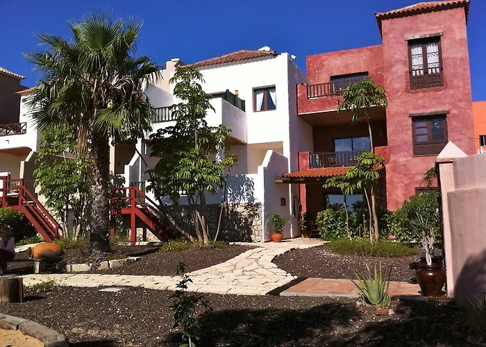 伊芬卡维斯塔博尼塔酒店 * 圣米格尔德阿沃纳