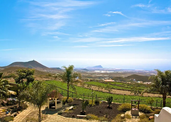 伊芬卡维斯塔博尼塔酒店 公寓 圣米格尔德阿沃纳